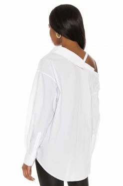 Deals 🛒 L'Academie Off Shoulder Blouse In White 🌟 -Deals L'Academie Store LCDE WS704 V3