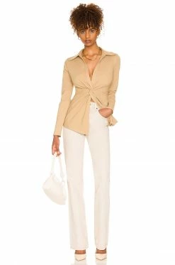 Promo 🎁 L'Academie The Amarine Top In Beige 🔔 -Deals L'Academie Store LCDE WS831 V4